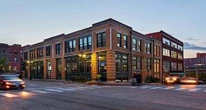 2 BR 2BA keskustaparvi historiallisessa rakennuksessa - Quality Hill Lofts