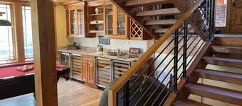 Mammoth Luxury Home 4K SF Walk to Chair 15 Theater Room Spa On Sierra Star Golf