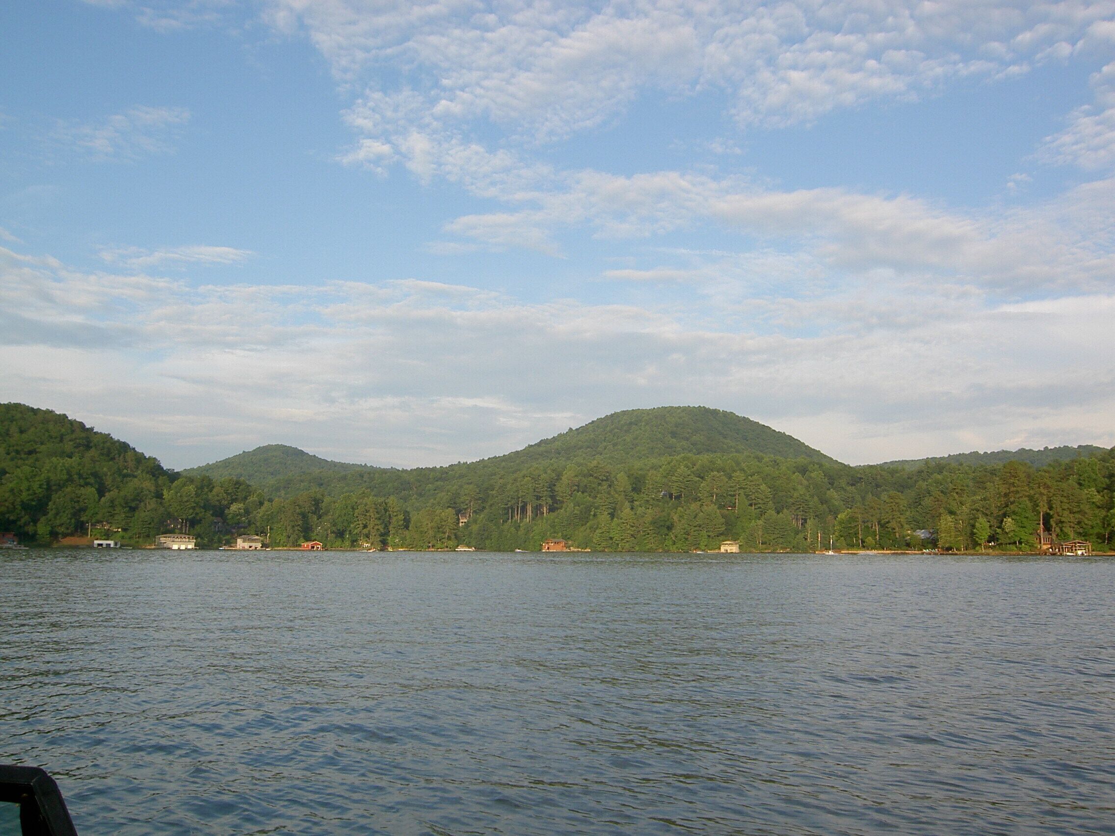 Lake Summit Estate.  Directly On The Water!