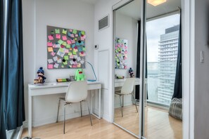 Interior - 50th+ floor lake view condo beside CN tower (Old Toronto)