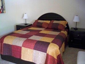 1 chambre, coffres-forts dans les chambres, fer et planche à repasser