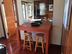 Dining - MONTHLY MENDO VILLAGE STYLISH HOME! EPIC BAY OCEAN & GARDEN VIEWS DOG FRIENDLY!! (Mendocino)