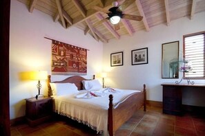 5 chambres, fer et planche à repasser, lit parapluie, Wi-Fi gratuit