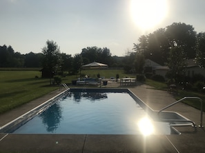 Piscine extérieure, piscine chauffée
