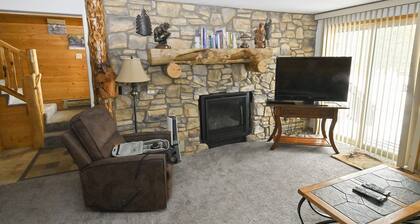 Yellowstone Rustic Luxury Condo Sleeps 11 in an Award Winning Resort