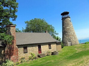 Exterior -  Quiet weekend getaway  - In the middle of Lake Erie Wine Country (Westfield)