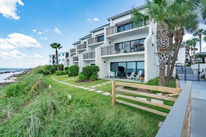 Exterior - Seagrove Beach - Gulf front - Private Beach/Pool - Gated access- Newly Renovated (Santa Rosa Beach)