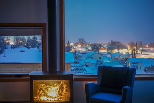 The Horizon- Award Winning- Sauna Available for a fee