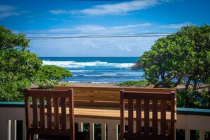 Property grounds - Perfect getaway for couples for honeymoon or anniversary. (Wailuku)
