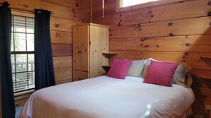 1 bedroom, travel cot, WiFi, bed sheets