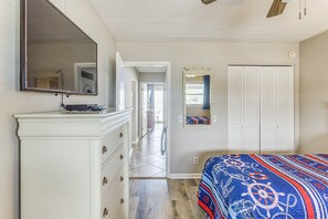 3 Schlafzimmer, Pillowtop-Betten, Bügeleisen/Bügelbrett