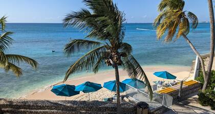 OCEAN FRONT, 7M BEACH, PLANTATION VILLAGE #28