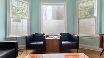 Télévision, livres, chaßne hi-fi