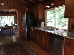 Fridge, microwave, oven, stovetop - This cabin is rented on a very limited availability. (Pierz)