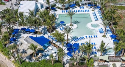 Kaunis Ocean Village - Ocean Villas on reikä yksi golfkentän pohjakerroksessa