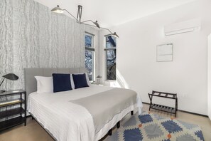 1 chambre, fer et planche à repasser, Wi-Fi gratuit, draps fournis