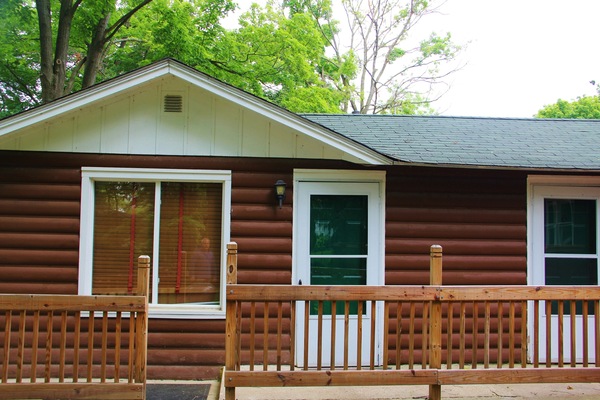 This unit has the King bed and pull out couch in kitchen area