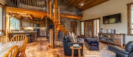 TV connectée, lecteur de DVD, vidéothèque, chaîne hi-fi