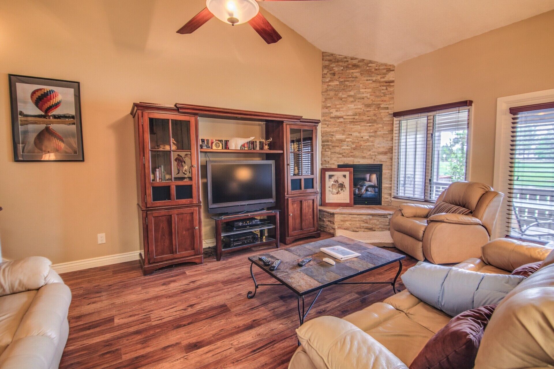 Téléviseur connecté, foyer