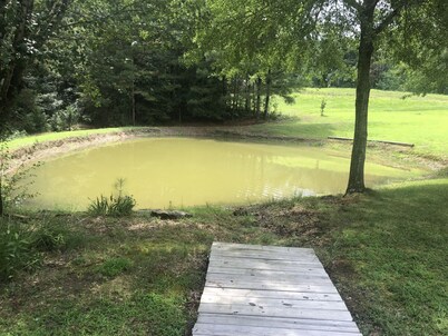 Country Cabin...We have cleaned the cabin top to bottom! Get out of the city!