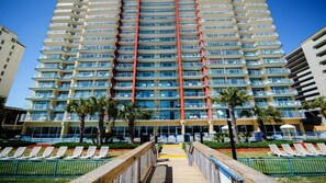 Property grounds - DEAL 185/N +tax fees May 30 - June 6 Oceanfront Gem New Furniture, Beds, Carpet, (Myrtle Beach)