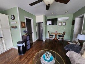 Smart TV, DVD player, books