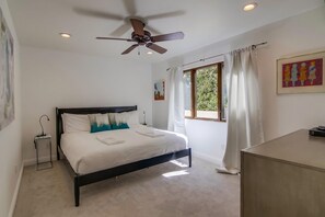 4 Schlafzimmer, Bügeleisen/Bügelbrett, WLAN, Bettwäsche