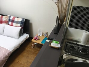 1 bedroom, iron/ironing board - Lovely Studio Near Shibuya! (Setagaya)