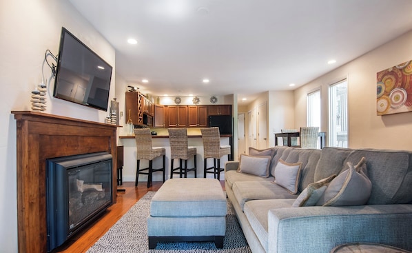 TV, fireplace, DVD player, stereo