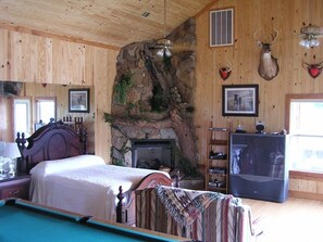 1 chambre, fer et planche à repasser, Wi-Fi, draps fournis