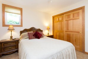 2 Schlafzimmer, Bügeleisen/Bügelbrett, Reisekinderbett, WLAN