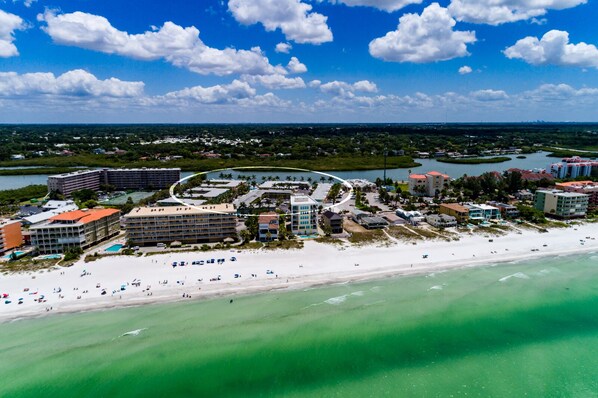 Sun loungers, beach towels