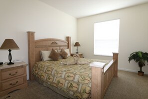 3 bedrooms, iron/ironing board, WiFi, bed sheets