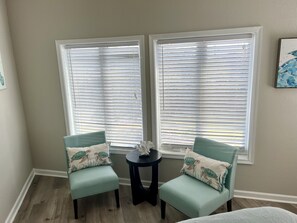 4 chambres, fer et planche à repasser, Wi-Fi gratuit, draps fournis