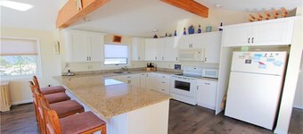 Barnegat Light (Long Beach Island, New Jersey) Newly Renovated Oceanside Home