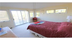 4 bedrooms, iron/ironing board, internet