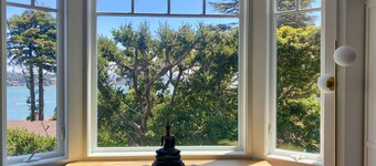 Stunning Bay Views – Artist’s Zen Retreat - Extras!