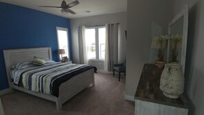 4 chambres, fer et planche à repasser, Wi-Fi, draps fournis