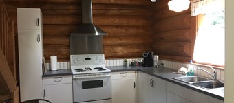Cabin1 - Une belle cabane en rondins au cĆur des montagnes Rocheuses canadiennes