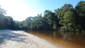 Na praia