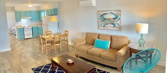 Atlantic Oasis, less than 1 block to the beach! Private & Spacious, Full Kitchen