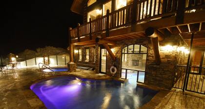 Ski in / out de luxe avec pavillon privé et piscine - Cascade Ridge