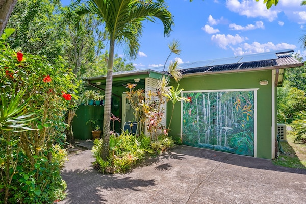 You can park virtually outside your front door! Sooo easy to unpack!