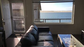 TV connectée, lecteur de DVD, chaîne hi-fi