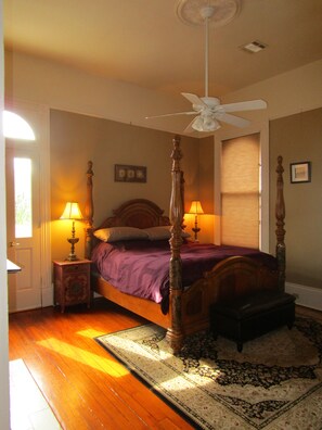 4 Schlafzimmer, Bügeleisen/Bügelbrett, Reisekinderbett, kostenloses WLAN