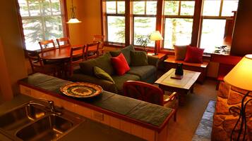 Smart TV, fireplace, video games, DVD player