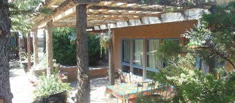 CHARMING TAOS ADOBE HOME