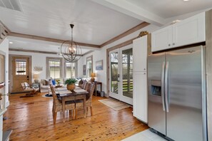 Interior - Location! Historic Cottage, Super Clean, Very Comfortable and Spacious!  (Bay Saint Louis)