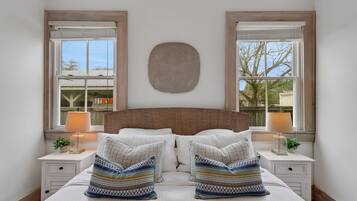 3 slaapkamers, een bureau, een strijkplank/strijkijzer, gratis wifi