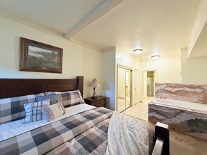 2 chambres, fer et planche à repasser, lit parapluie, Wi-Fi gratuit